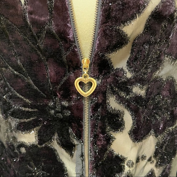 🌈 Gorgeous Velvet Vintage flower jacket - Picture 5 of 12